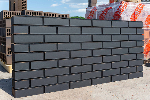Кирпич керамический лицевой Красная гвардия "Black Matte" Premium 1НФ/УС